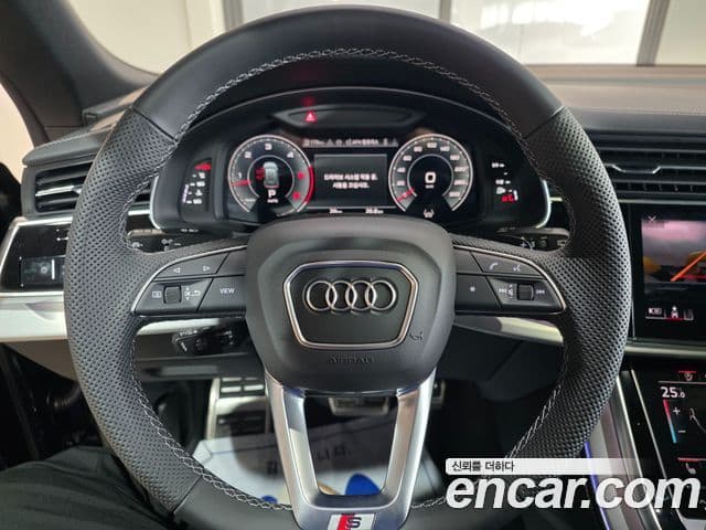 Audi Q8 (4M) Premium, 2026 8