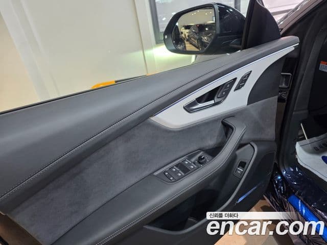 Audi Q8 (4M) Premium, 2026 14