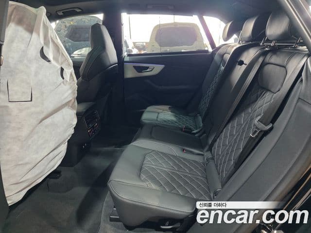 Audi Q8 (4M) Premium, 2026 15