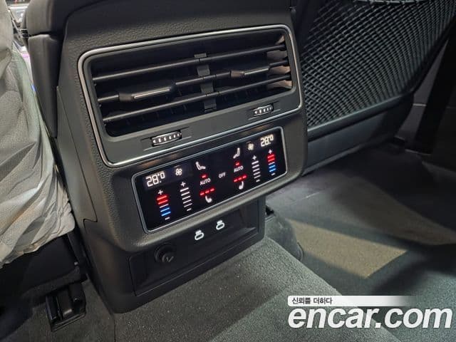 Audi Q8 (4M) Premium, 2026 16