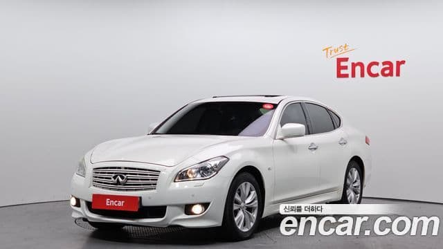 Infiniti M37 Y51, 2011 1