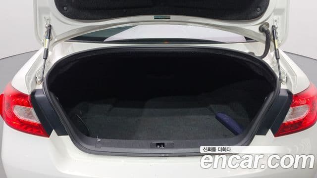 Infiniti M37 Y51, 2011 20