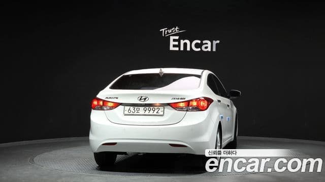 Hyundai Avante MD Premier, 2012 4