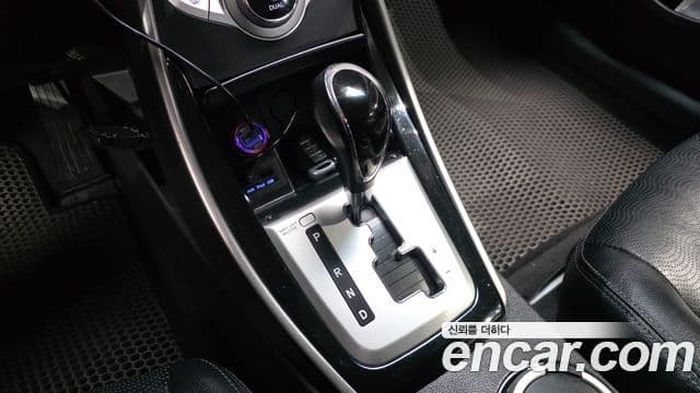 Hyundai Avante MD Premier, 2012 9