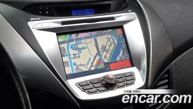 Hyundai Avante MD Premier, 2012 14