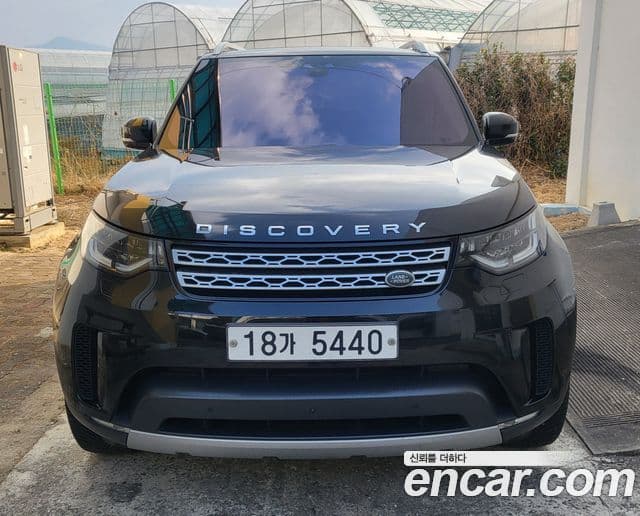 Land Rover Discovery 5 Luxury, 2017 3