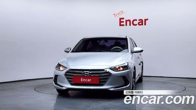 Hyundai Avante AD 1.6 e-VGT Smart, 2016 3