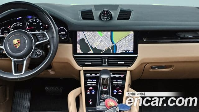 Porsche Cayenne (PO536), 2021 19