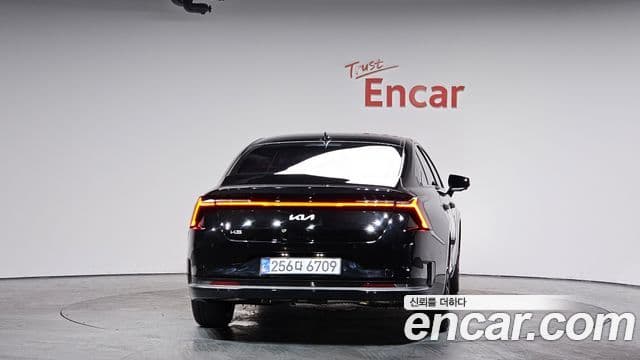 Kia The / новый New K8 Signature, 2025 4