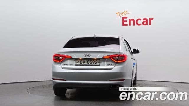 Hyundai LF Sonata 2.0 Smart, 2016 4