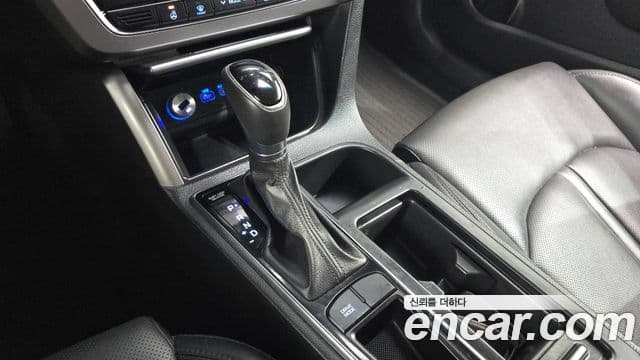 Hyundai LF Sonata 2.0 Smart, 2016 9