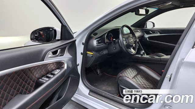 Genesis G70 Sport пакет, 2019 10