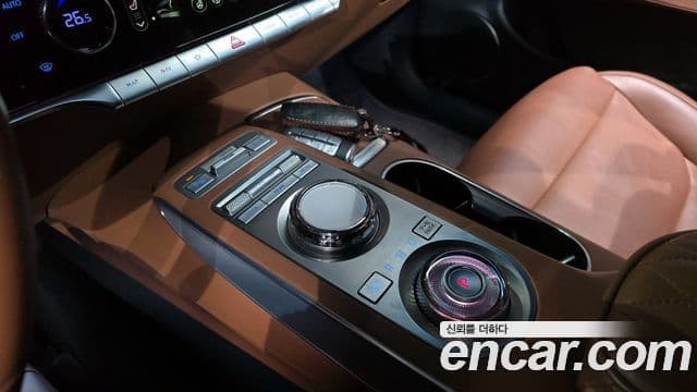 Genesis GV70, 2021 9