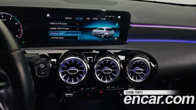 Mercedes-Benz A-класс W177 A220 хэтчбек, 2021 17