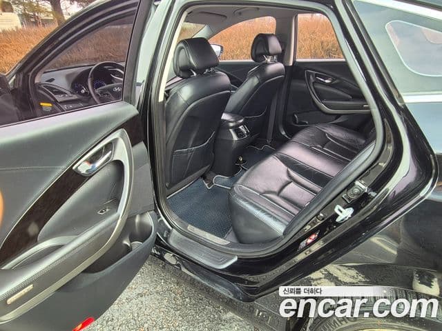 Hyundai Grandeur HG Premium, 2014 10