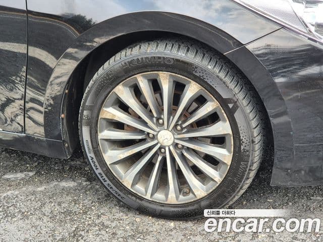 Hyundai Grandeur HG Premium, 2014 18