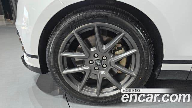 Land Rover Range Rover Velar 3.0 P400 Dynamic HSE, 2024 все фото