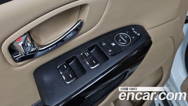 Kia All New Carnival VIP, 2017 19