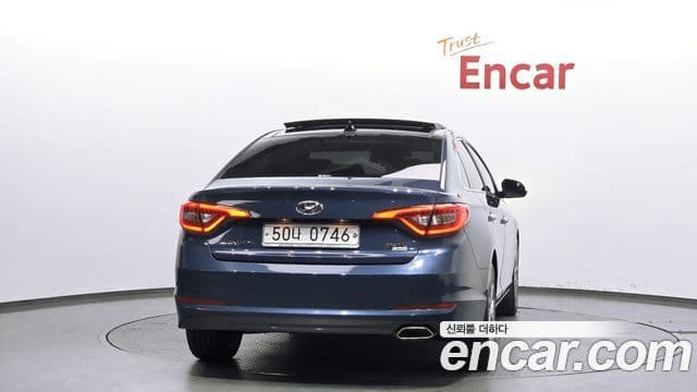 Hyundai LF Sonata Special, 2016 4