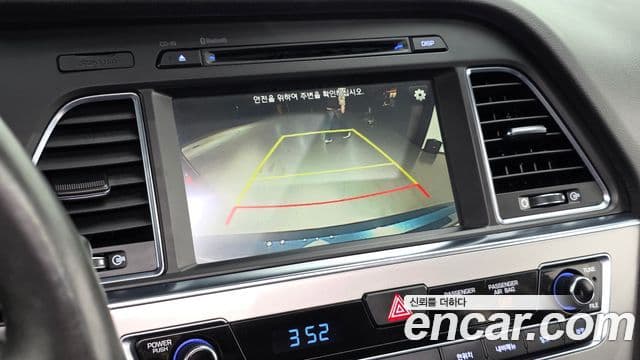 Hyundai LF Sonata Special, 2016 15