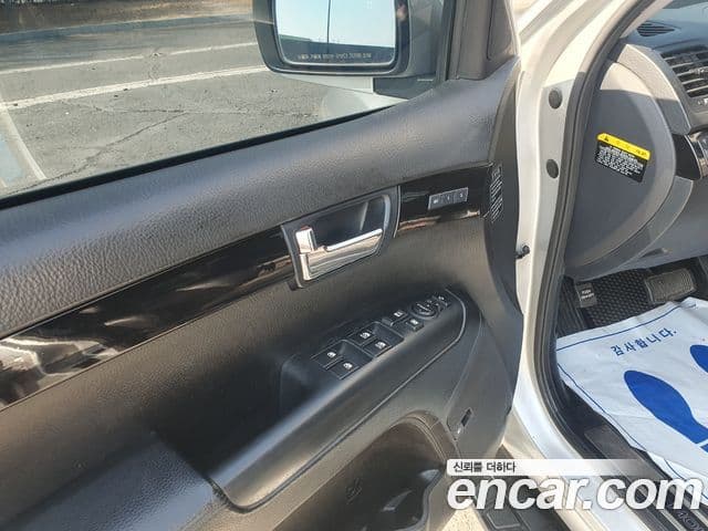 Kia Mohave 4WD KV300, 2012 9