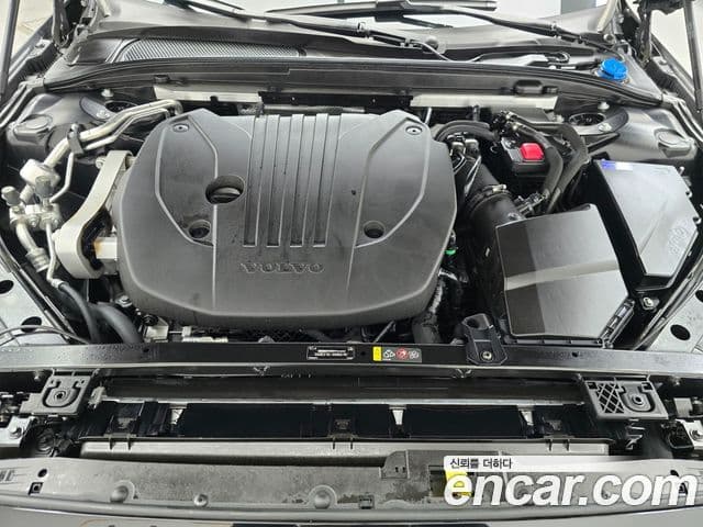 Volvo S60 3세대 B5 Ultimate Bright, 2023 все фото