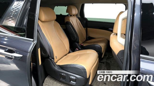 Kia Carnival 4세대 Signature, 2022 12