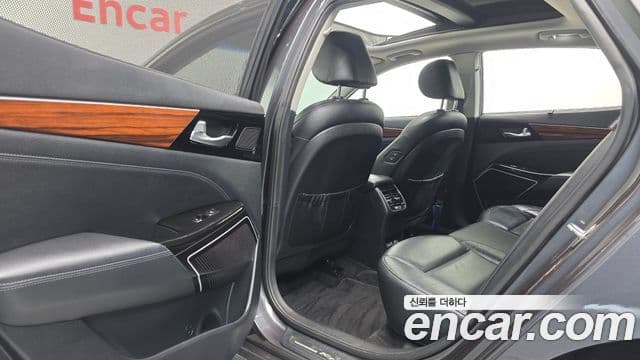 Kia All New K7 3.0 LPI Prestige (арендный автомобиль), 2017 17