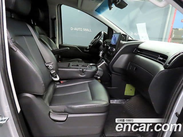 Hyundai Staria Modern, 2022 12