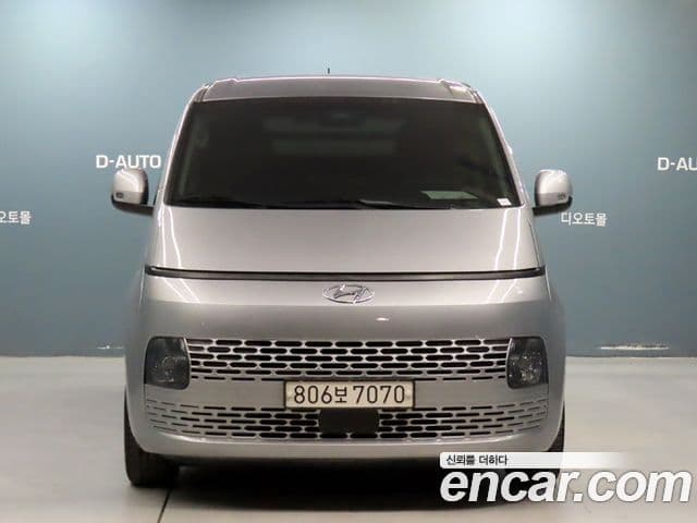 Hyundai Staria Modern, 2022 14
