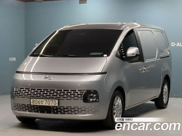 Hyundai Staria Modern, 2022 15
