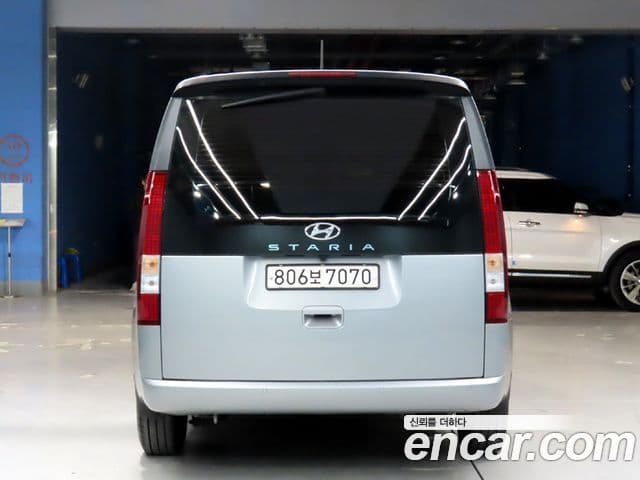 Hyundai Staria Modern, 2022 18