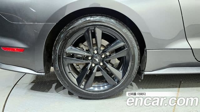 Ford Mustang купе, 2017 все фото