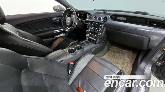 Ford Mustang купе, 2017 7