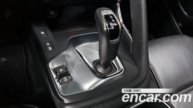 Jaguar E-PACE P250 SE, 2018 9