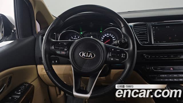 Kia All New Carnival Noblesse, 2017 13