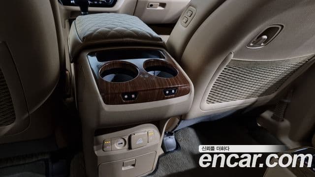 Kia All New Carnival Noblesse, 2017 18