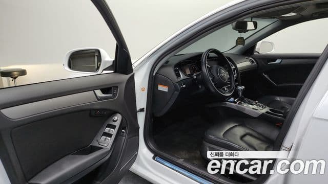 Audi New A4 B8, 2015 10