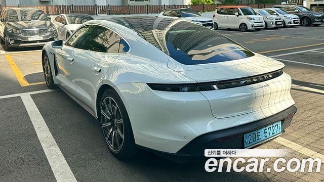 Porsche 타이칸 4S, 2021 6