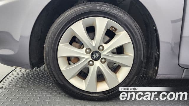 Hyundai Accent(новый кузов / новое поколение) Modern, 2016 все фото