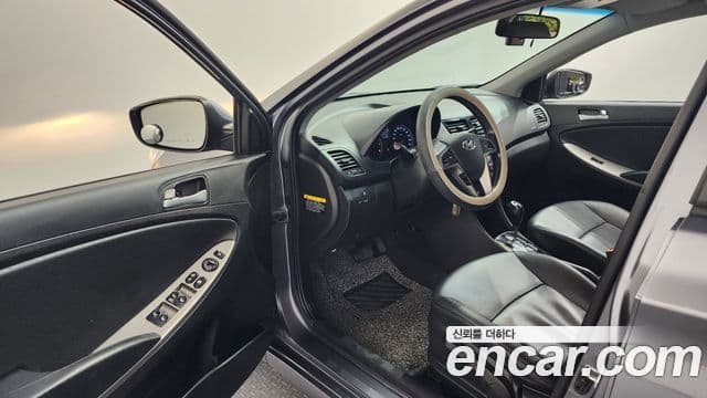 Hyundai Accent(новый кузов / новое поколение) Modern, 2016 10