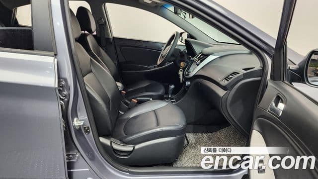 Hyundai Accent(новый кузов / новое поколение) Modern, 2016 11