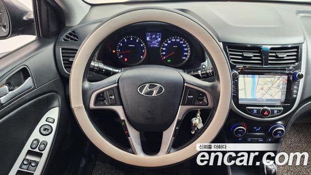 Hyundai Accent(новый кузов / новое поколение) Modern, 2016 13