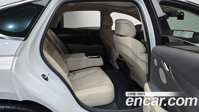 Genesis G80 (RG3) бензин 2.5 турбо 2WD, 2021 12