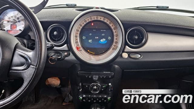 Mini Cooper SE, 2012 14