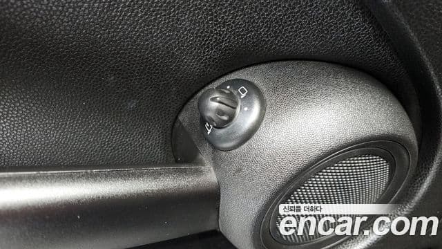 Mini Cooper SE, 2012 17