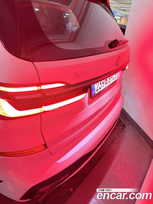 BMW X7 (G07) xDrive 40i M Sport 6인승, 2025 все фото