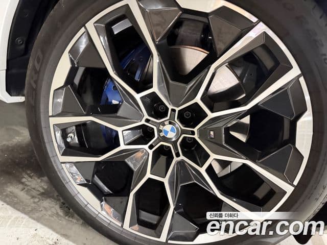 BMW X7 (G07) xDrive 40i M Sport 6인승, 2025 6
