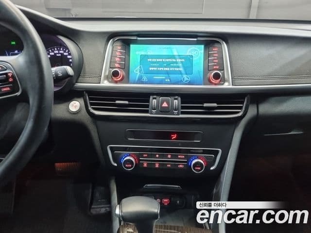 Kia K5 2세대 Prestige, 2016 17