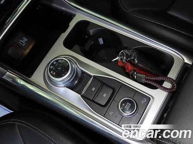 Ford Explorer 6세대 2.3 Limited 4WD, 2022 12